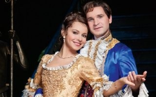 Был у нас в Москве. В топку эту толерантность!! Вот какая должна быть Бель!! ))))