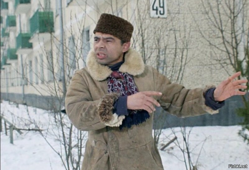 Власти Санкт-Петербурга изо всех сил борются со снегопадом