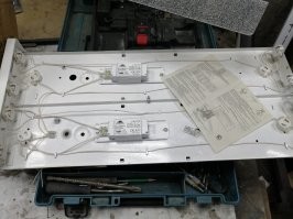 "бактерицидный рециркулятор"...
Прошлый год был труден. Нужны были рециркуляторы в магазины.
В продаже они стоили от 5 000р. Был найден выход.
(хотел замутить пост, но как то...)