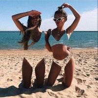 Эта фотография здесь лишняя.
Все фотографиии в подборке основаны на оптических иллюзиях. 
А эта - фотошоп.