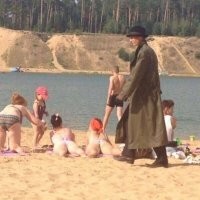 По моему это Пашка Воля.