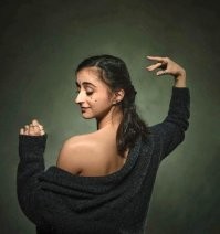 Обольстительница, как есть обольстительница ! 
Конечно, Жерар не мог устоять ! )))