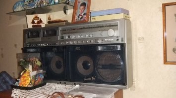 Был у меня такой рабочий в хорошем состоянии, еле продал за 22000. Не знаю кто их покупает за 100-500 тысяч?