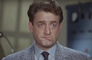 Да уж...
По современным меркам посчитал бы ровесником (мне 51). Это времена и люди так изменились или это его особенность была...

PS "Скончался 26 июля 1969 года в Москве из-за разрыва аорты."
У меня тесть так умер, аневризма была, просто так аорта не лопается, в норме она всего то чуть слабее тормозного шланга (не настолько конечно, но крепкая).