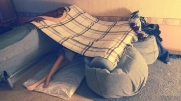 Халабуда была в жизни каждого ребенка с правильным развитием =)