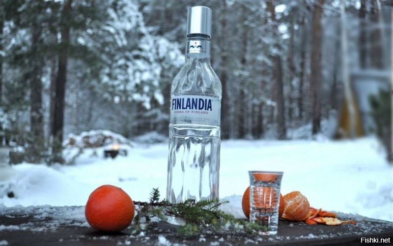 Врёшь ты всё. Смотрел вчера за стекло. Там не программа, там водка