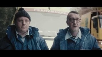 Лайфхак из интернета: 14-летняя девочка решила увеличить губы и сама вколола себе косметическое масло