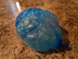 можно продать и за дорого ,там еще нету коронавируса.