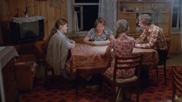 Туомасу Катайнену накупил батареек полну тумбочку.