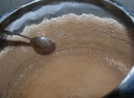 она не в таблетках, а в виде порошка же!