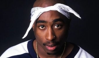 12. Рэпер в костюме с бабочкой и в шляпе? Я всегда думал что они как-то так должны выглядеть.