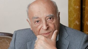 В 2007 Владимира Этуша тоже обокрали. Но воры почти все украденное вернули и извинились.