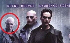 А еще была версия, что избранный - это Сайфер. Ведь он первый догадался, что Зеон тоже находится в Матрице. И попросился в её более конфортный вариант.