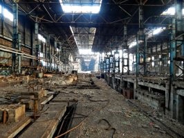 Действительно, надо дополнить...
ЗиЛ, АЗЛК...