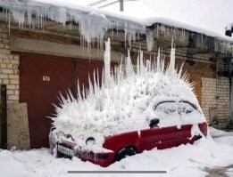 - Ты кто?
 - Йа йож!