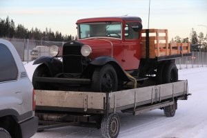 с Америки возят, для парадов, это дешевле чем здесь строят из гнилья, переделок минимум,