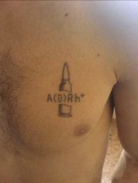 У нас в армии особо одарённые кололи себе типа такой. И ещё хуже.