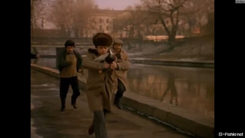 «Плюмбум, или Опасная игра» 1986. Снимал «Мосфильм», но в кинотеатре мы, школьники, узнавали улицы родного Минска.
