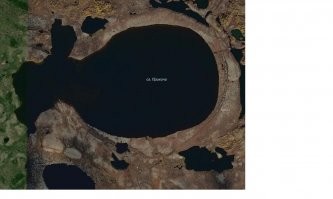 Место, откуда были сделаны те фото. Разрешение на яндексе не очень, на гугле совсем плохое. можно посмотреть на бинге, или еще где.