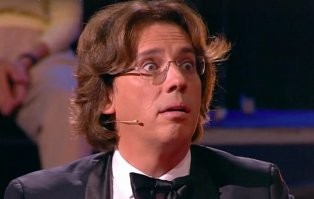 Как рыбка, господа альфонсы? Заморить червячка не хочется? А надо!