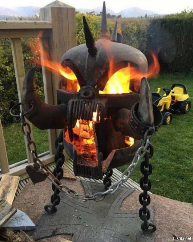 Мое фото с шашлыком не хуже