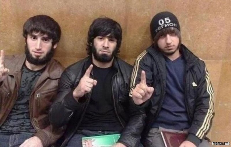 Краткий перевод:
Палец в жопу...
Палец в рот...
Нету разницы - Ковид...