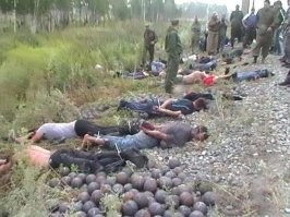 ... а это, я так понимаю - невинные жертвы "ядерного" удара, которые мирно шли вдоль ж\д путей...