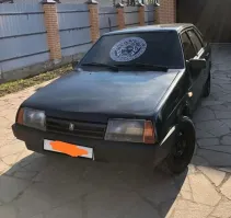 Вот интересно, почему гопота так любит всякие там Версачи или Армани? Это как-то связано с ориентацией?