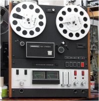 Маяк-001, высшего класса. Очень крутая вещь по тем временам (70е), ценой в 950р