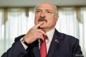 Реакция Лукашенки на публикацию:
"Комисаренко, Комиссаренко... Кто такой этот Комиссаренко?"