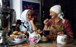 Да он вообще крутой. Он и при бабках всегда.