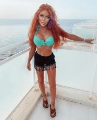30 человек, которые переусердствовали с фотошопом