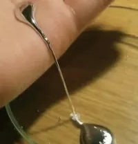 Вообще то ртуть не опасна, опасны её пары.