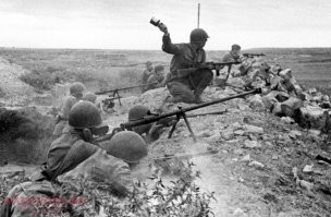 Вот рыцарский поступок. А это дерьмо сопливое.