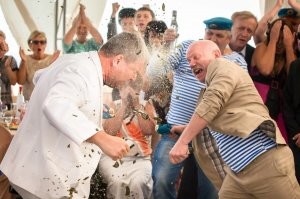 ну что тут скажеш... Горько!