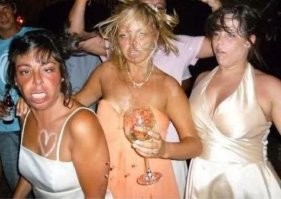 Такую дичь могут творить только пьяные