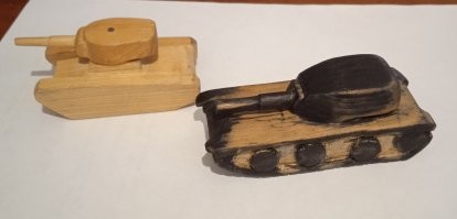 В детстве мастерил такие. Сохранились с 1981г.