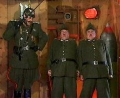 там вообще всё клюква, кроме немецкого офицера-снайпера, которого сыграл Эд Харрис. Настоящий получился персонаж, серьезный. 
Остальной фильм дебильнее, чем "железный капут" из Каламбура.