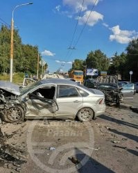 Авария дня. Восемь пострадавших и один идиот