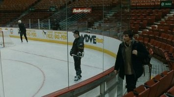 Ага, только на бортах эмблема Питсбурга