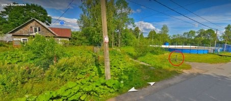 Классный фонтан в 500 метрах от станции Старый Петергоф.  Бесплатно!