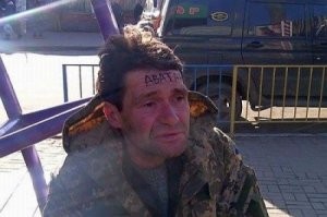 Чё ты своих-то вояк публиковать стесняешься, свинорылый? Наши-то свой праздник отмечают и на следующий день на работу пойдут, а твои круглый год сине-обоссаные.
