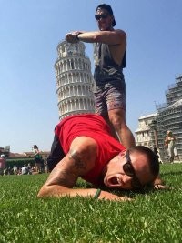 Кому мороженка, а кому...