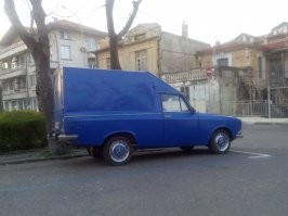 Вот по Болгарии. Завод там был по сборке "Москвичей". Страна прям скажем небогатая. Потому пожилые авто берегут. И "Москвичей" на душу населения там осталось явно больше чем в России. Постоянно попадались на глаза.