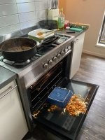 я попал так на 8000 стоимость стекла