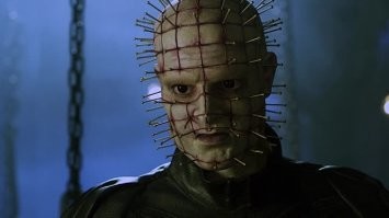 агент Смит вообще ни какущий
А про Иглоголового (Пинхеда) скажу еще больше, мы их как раз в том году с женой все части пересмотрели. 
С 1 по 8 часть был актер Дуглас Брэдли - это просто самый лучший имхо !!!!
Далее в 9 части из главного злодея князя ада сатаны блин сделали мимимишку.... пипец.. пупсик блин))) 
Просто позор!!!!
И только 10 часть - более менее вернулась в образу мрачного сенобита! 
Фотки подряд