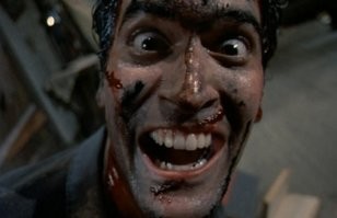 Про домик в лесу - давно известная тема)) а вообще то, есть такое понятие как Парейдоли я, парейдоли ческая иллю зия (от др.-греч. παρά   «рядом, около; отклонение от чего-либо» + εἴδωλον   «изображение»)   разновидность зрительных иллюзий (так называемые «сенсорные иллюзии дополнения» Заключается в формировании иллюзорных образов на основе реальных объектов. Таким образом, смутный и невразумительный зрительный образ воспринимается как что-либо отчётливое и определённое   например, фигуры людей, животных или сказочных существ в облаках на звёздном небе, обоях на стене или ковре. У психически здоровых парейдолии могут проявляться, например, в виде ложного восприятия изображения лица человека на поверхности Луны или Марса.