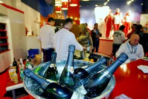 Зажрались совсем, нормальный хавчик. Или тяжело без икры и водки как в русском доме?