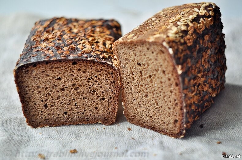 Ржаной хлеб на пшеничной закваске в домашних. Хлеб ржаной обдирной. Хлеб ржано пшеничный хлебный дом. Хлеб из обдирной пшеничной муки. Хлеб ржано-пшеничный подовый.
