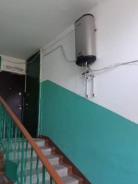 Экономия места  главное что бы соседи не шутили.